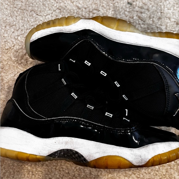Air Jordan 11’s Jubilee 25th Anniversary - Picture 2 of 4
